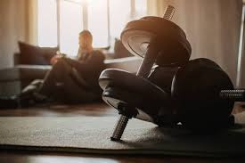 篮网遭遇惨败！克莱18分领衔全队，状元弗拉格27分5助稳独行侠取胜