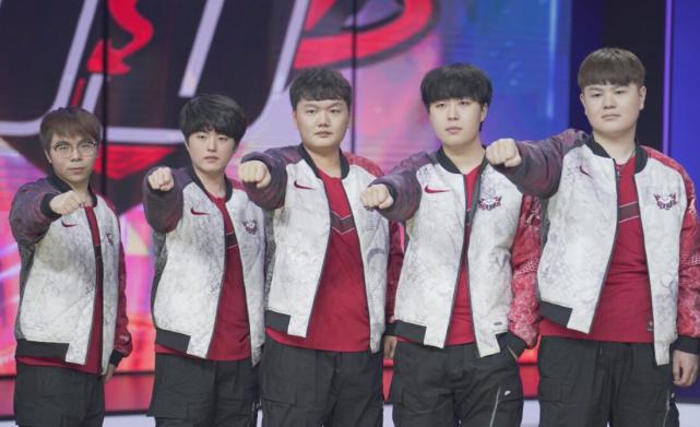 强度更为突 强度更为突